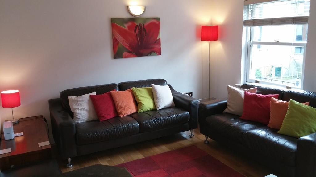 The House - Free 1st Breakfast - Free Parking * Bath